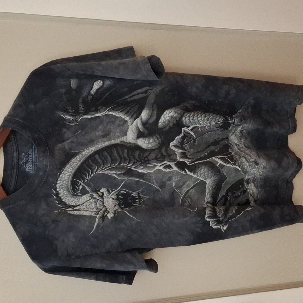 The Mountain Black Gray Dragon Graphic Short Sleeve Tee